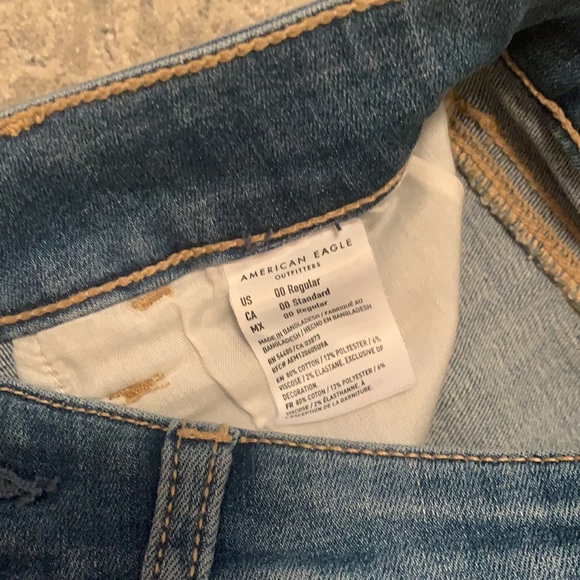 American Eagle Light Wash Cropped Jegging - Picture 5 of 5